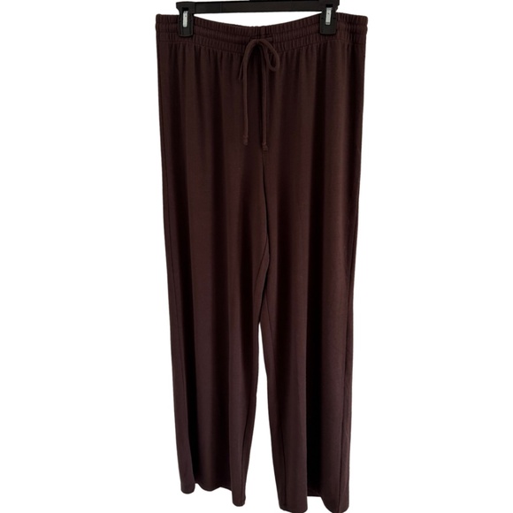 Aritzia TNA Recharge Pant - BRAND NEW - Picture 11 of 13